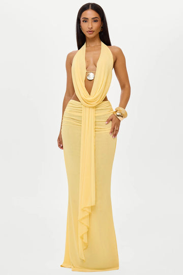 THE TROPICAL SET IN YELLOW